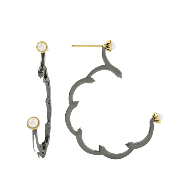 1986 Rebellion 3/4 Moon Earrings with a pair 5 millimetres of white pearls in Black Rhodium & Yellow gold